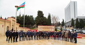 GYF Kollektivi Şəhidlər Xiyabanını Ziyarət Edib