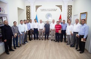 Prof.Dr. Okan Yeşilot Gəncliyə Yardım Fondunun Qonağı Olub