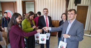 8 Gənclərimiz Tarixinə Sahib Çıxır