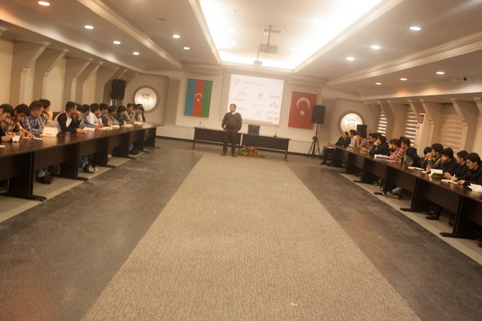 “İş Axtarmaq, Bir İşdir” Mövzusunda Təlim