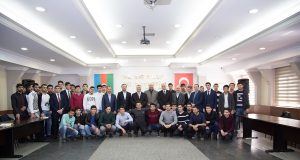 Doç. Dr. Mehmet Lütfi Arslan Gənclərlə Görüşdü