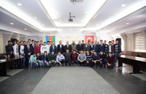 Doç. Dr. Mehmet Lütfi Arslan Gənclərlə Görüşdü