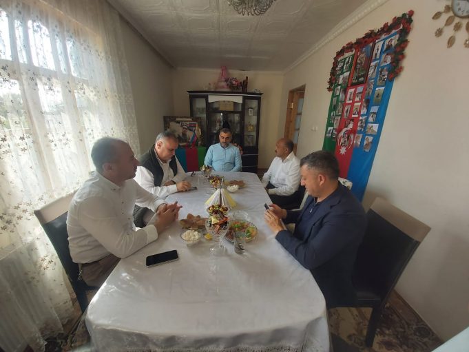 Əziz Mahmud Hüdayi Vəqfinin Səlahiyyətli Nümayəndəsi Şəhid Və Qazi Ailələrini Ziyarət Etdi