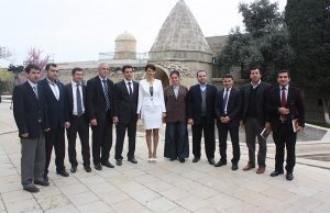 Seyid Yəhya Bakuvinin “Şəfaül Əsrar” kitabı təqdim olundu