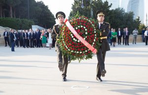 Bakıda Türk Şəhidliyi Abidəsi Ziyarət Olunub