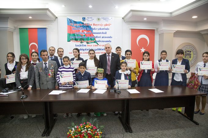 “Mənim bayrağım” müsabiqəsinin qalibləri mükafatlandırıldı 