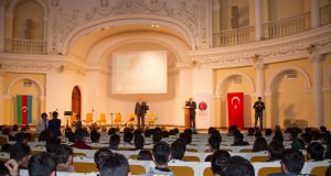 Çanaqqala şəhidləri anıldı