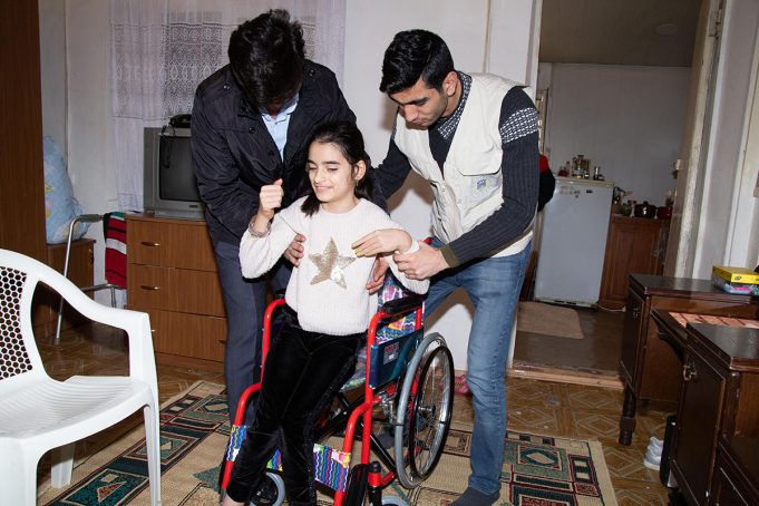 GYF Gənclərə Dəstək Olmağa Davam Edir