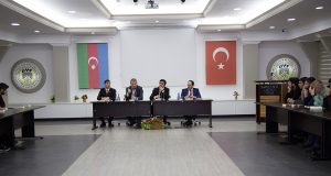 Məşhur Yazıçı Elxan Elatlı GYF-də İstedadlı Gənclərlə Görüşüb