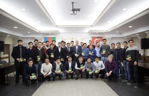 Elxan Elatlı GYF-də Gənclərlə Görüşüb