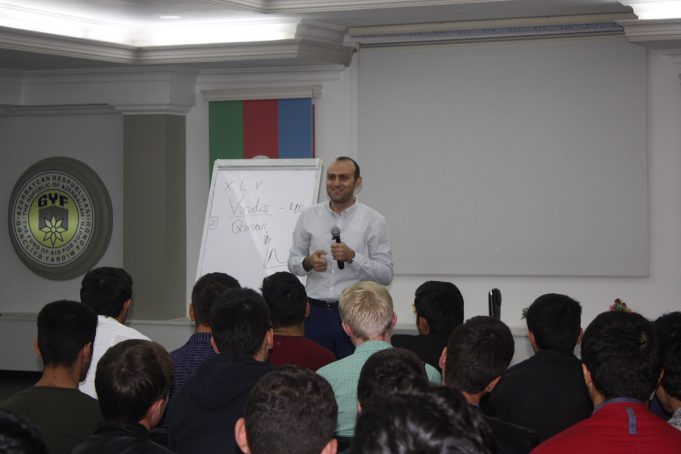 Bakı İstedadlı Gənclər Akademiyasında Uğurlu Kariyera Seminarı Keçirildi