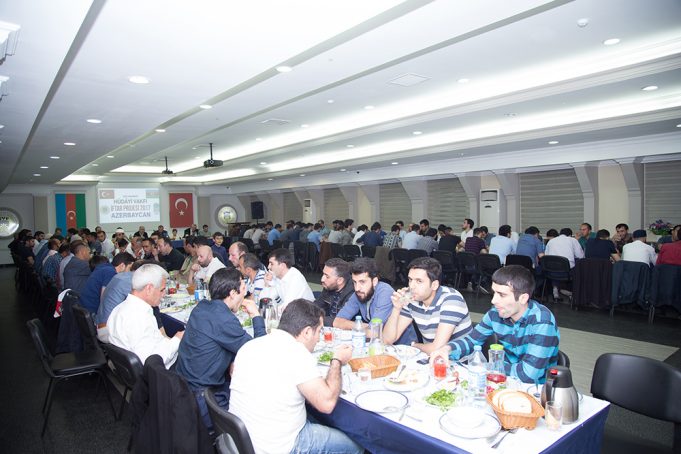 GYF-nin ənənəvi iftar proqramları başladı