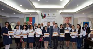 “Heydər Əliyev və Müstəqil Azərbaycan” mövzusunda keçirilən yazı müsabiqəsinin qalibləri mükafatlandırıldı