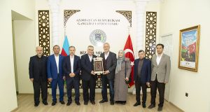 Məşhur İqtisadiyyat Mütəxəssisi Temel Hazıroğlu GYF-nin Qonağı Olub