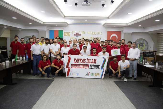 100 İllik Əmanətə Sahib Çıxan Gənclər Azərbaycandadır