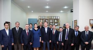 “Bir Həyata Yol Ver”mək üçün Hər Kəs Bir Araya Gəldi