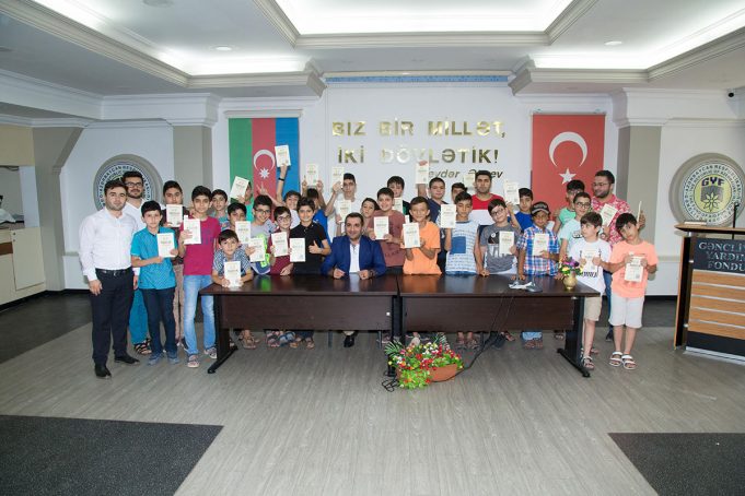 GYF-nin Yay Kurslarında Maraqlı Proqramlar Davam Edir