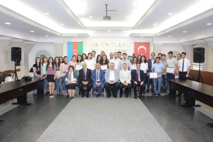 Tədris ilinin sonunda GYF Tələbələri Sevindirdi