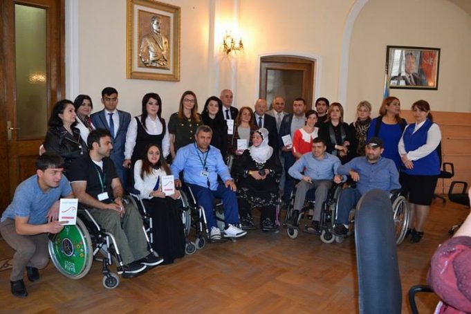 “Özünlə Fəxr Et” Kitabının Təqdimatı Keçirilib