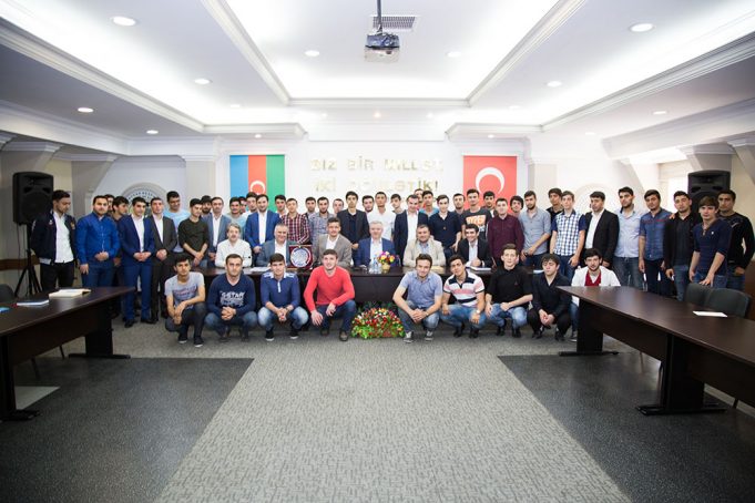 GYF-də Mədəniyyətimizdə Xeyriyyəçilik adlı tədbir keçirildi