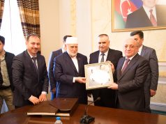 Dini Qurumlarla İş üzrə Dövlət Komitəsinin Sədri Mübariz Qurbanlı Osman Nuri Topbaşla Görüşüb