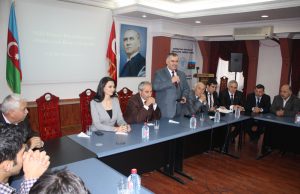 Türkiyəli professor Nurullah Gənc “Gəncliyə Yardım Fondun” da olub