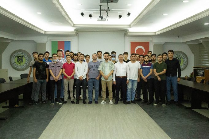 GYF-də “Kitab Mütaliə Sənəti” Adlı Seminar Keçirilib