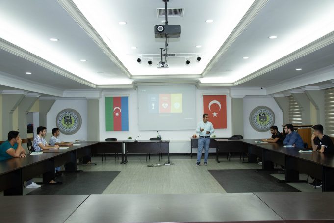 “Natiqlik və Nitq Sənəti Adlı Seminar Keçirilib