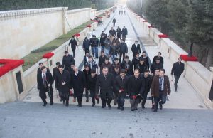 Gəncliyə Yardım Fondunun Nümayəndələri Şəhidlər Xiyabanını ziyarət etdi