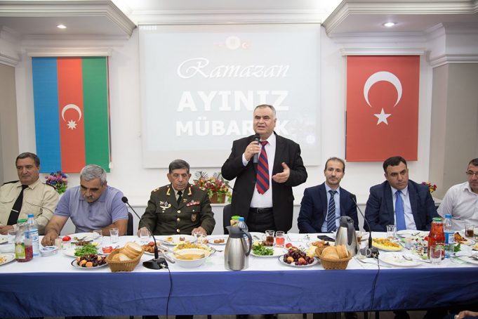 Gəncliyə Yardım Fondunda Şəhid Ailələri Üçün İftar Süfrəsi Açıldı