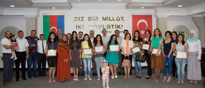 Dil Kurslarımızı Müvəffəqiyyətlə Bitirənlərə Sertifikatlar Verildi