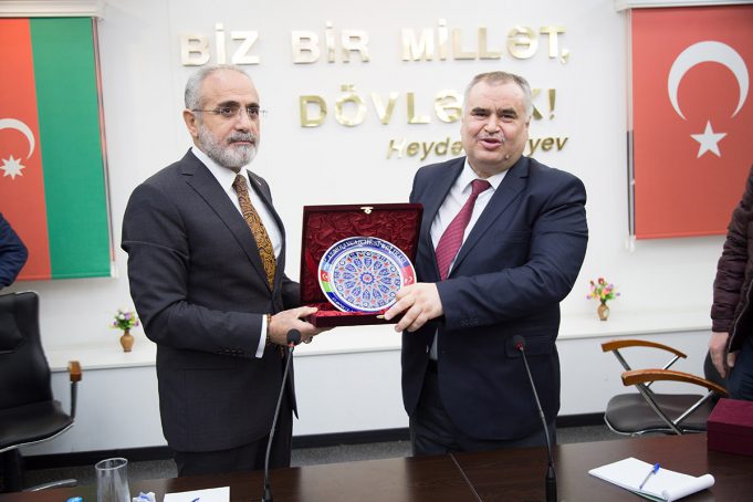 Türkiyə Cumhuriyyətinin Rəsmiləri Gəncliyə Yardım Fondunun Qonağı Olub