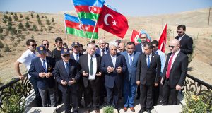 Azərbaycanda Şəhid Türk Əsgərinin Şərəfinə Abidə Ucaldıldı