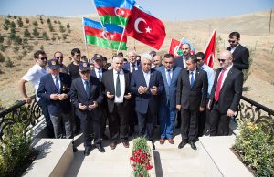 Azərbaycanda Şəhid Türk Əsgərinin Şərəfinə Abidə Ucaldıldı