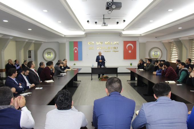 GYF-də Qafqaz Regionunda Beynəlxalq Münasibətlər Adlı Konfransı Keçirilib