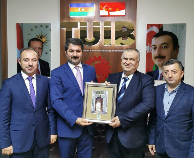 GYF-nin İdarə Heyəti TUİB Başqanı Hüseyin Büyükfıratı Ziyarət Edib
