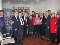 Simpozium İştirakçıları Gəncliyə Yardım Fondunda Bir Araya Gəldi