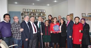 Simpozium İştirakçıları Gəncliyə Yardım Fondunda Bir Araya Gəldi