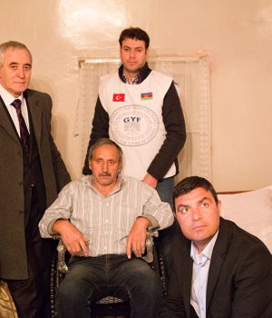 GYF Cəbhə bölgəsində xeyriyyə işlərini davam etdirir