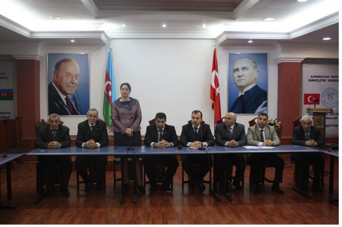 Gəncliyə Yardım Fondunda 20 Yanvar şəhid ailələri ilə görüş keçirildi.