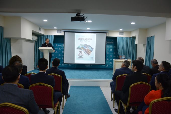 GYF-Nümayəndələri “Akifdən Vahabzadəyə – İki Şair Bir Şeir” Mövzusunda Beynəlxalq Elmi Panel İştirak Edib