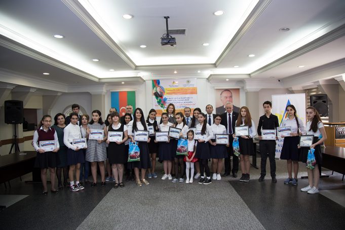 “Heydər Əliyev və Müstəqil Azərbaycan” Mövzusunda Konfrans Və İnşa Yazı Müsabiqəsinin Mükafatlandırma Mərasimi Keçirilib