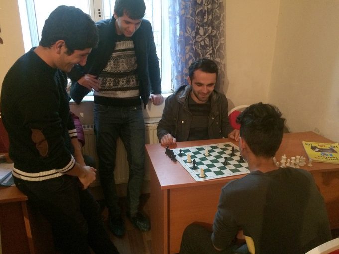 Uşaq Sığınacağında Bir Gün