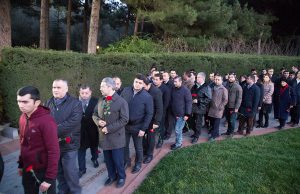 Ümummilli Lider Heydər Əliyevin məzarı ziyarət edildi