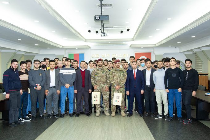 Vətən Müharibəsinin Qaziləri İstedalı Gənclərlə Görüşüb