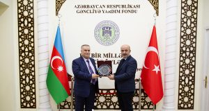 Əziz Mahmud Hüdayi Vəqfinin Nümayəndələri GYF-nin Qonağı Olub