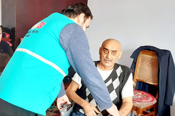 GYF Ehtiyac Sahibi Ailələri Sevindirdi