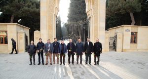 Ümummilli Lider Heydər Əliyevin Məzarı Ziyarət Edildi