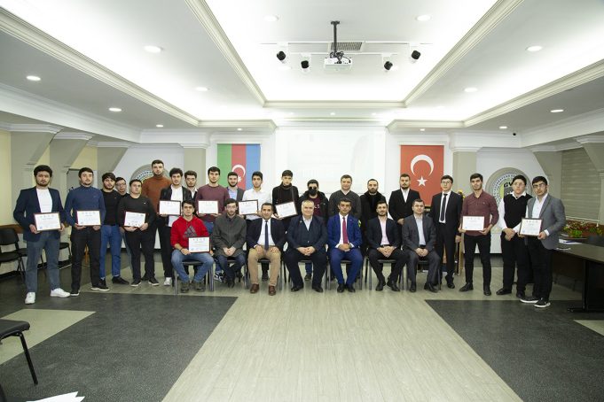 GYF-də Türkiyə-Azərbaycan Qardaşlığına Həsr Olunmuş “İstiqlal” Gözəl Şeir Oxuma Müsabiqəsi Keçirilib