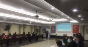 GYF-də “Bədən Dili” Seminarı Keçirilib